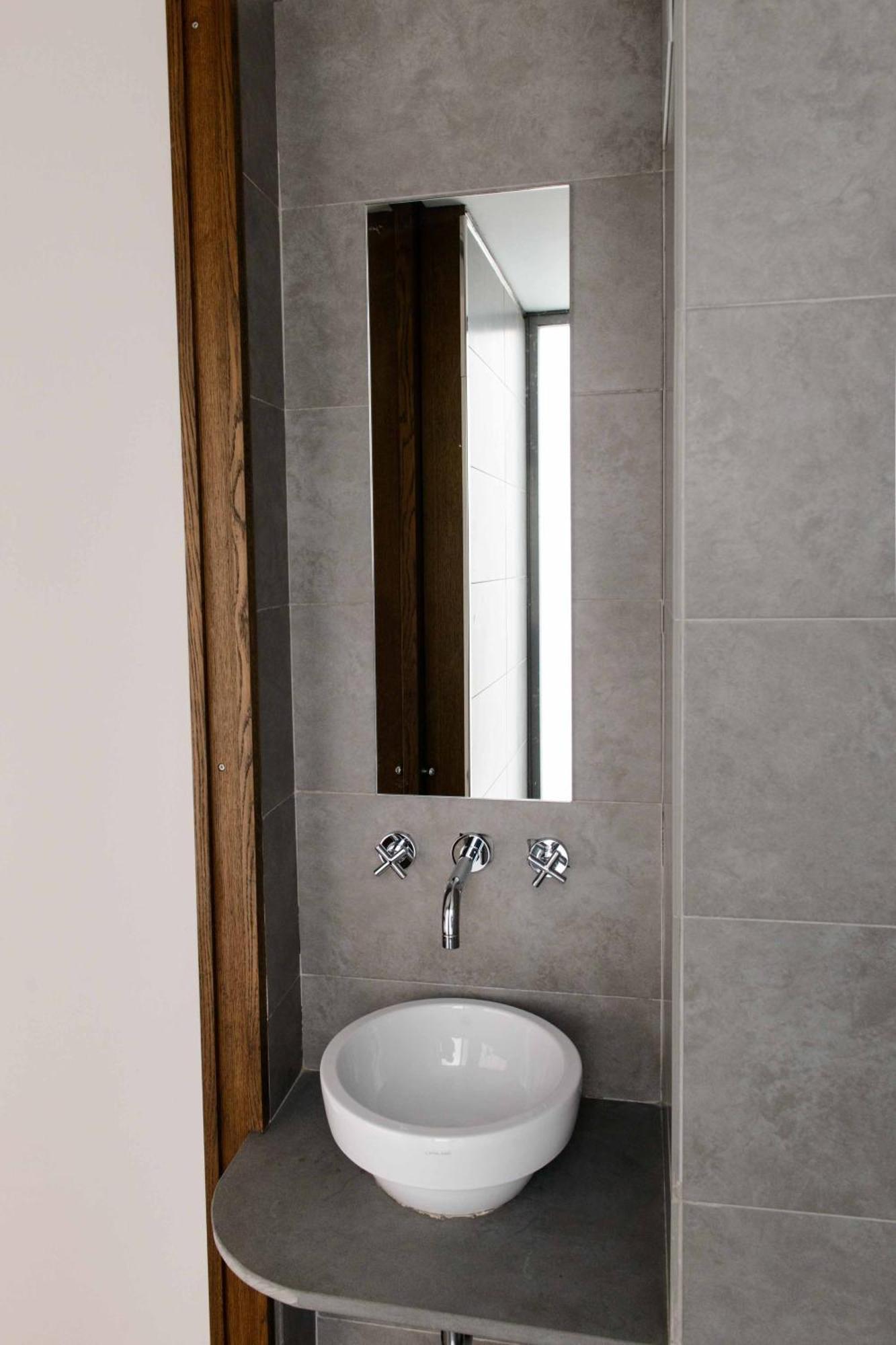 Appartamento Bright Loft With Terrance - Next To Metro Kerameikos Atene Esterno foto